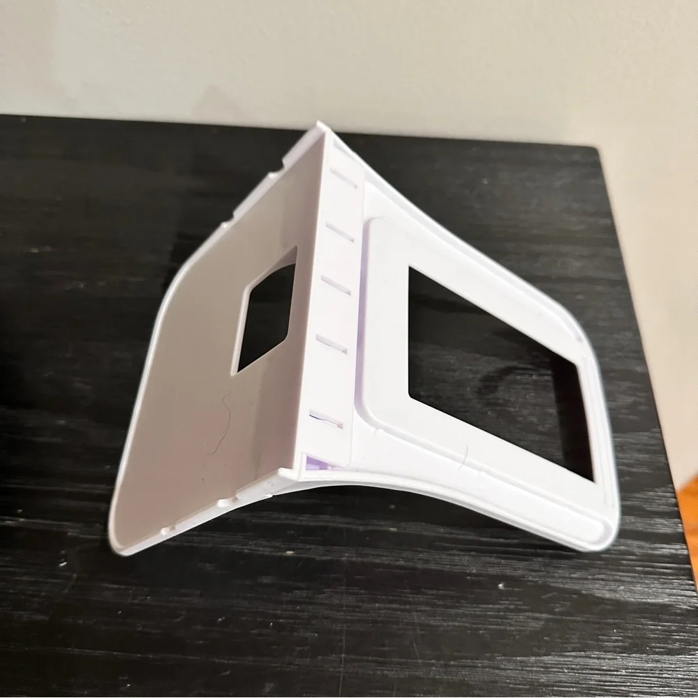 Outlet Shelf Wall Holder